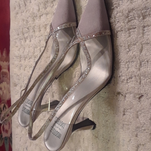 Shoes - Picture 3 of 3